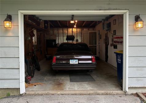 305 N Avenue Vinton IA 52349