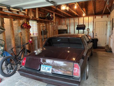 305 N Avenue Vinton IA 52349