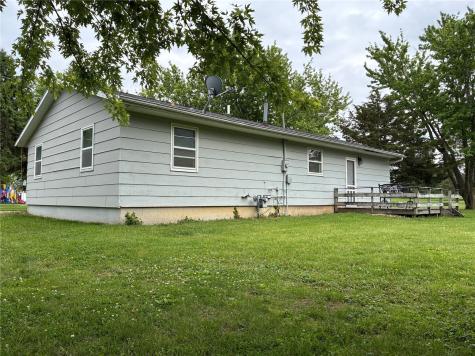 305 N Avenue Vinton IA 52349