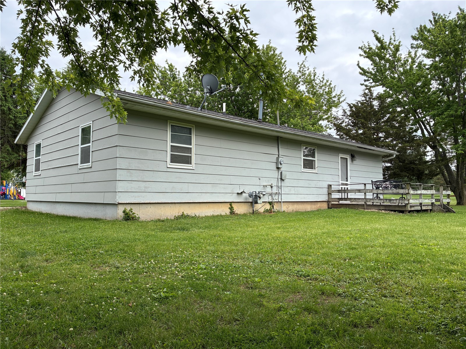 305 N Avenue Vinton IA 52349