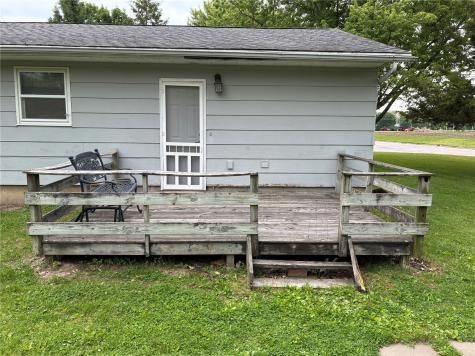 305 N Avenue Vinton IA 52349