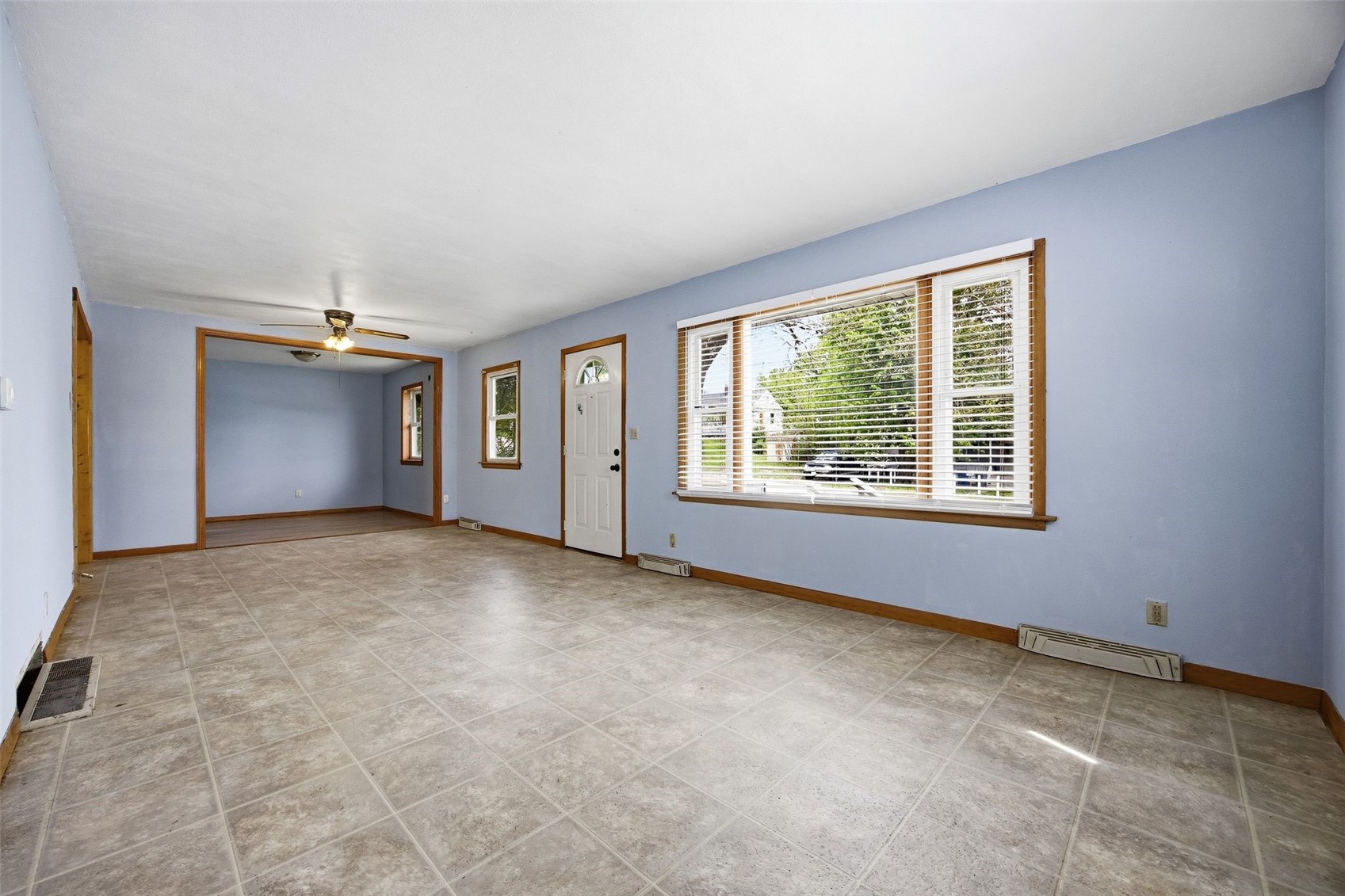 2910 Schaeffer Drive SW Cedar Rapids IA 52404