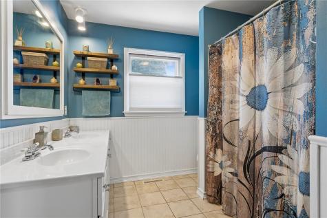 1565 Mcgowan Boulevard Marion IA 52302