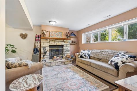 1565 Mcgowan Boulevard Marion IA 52302