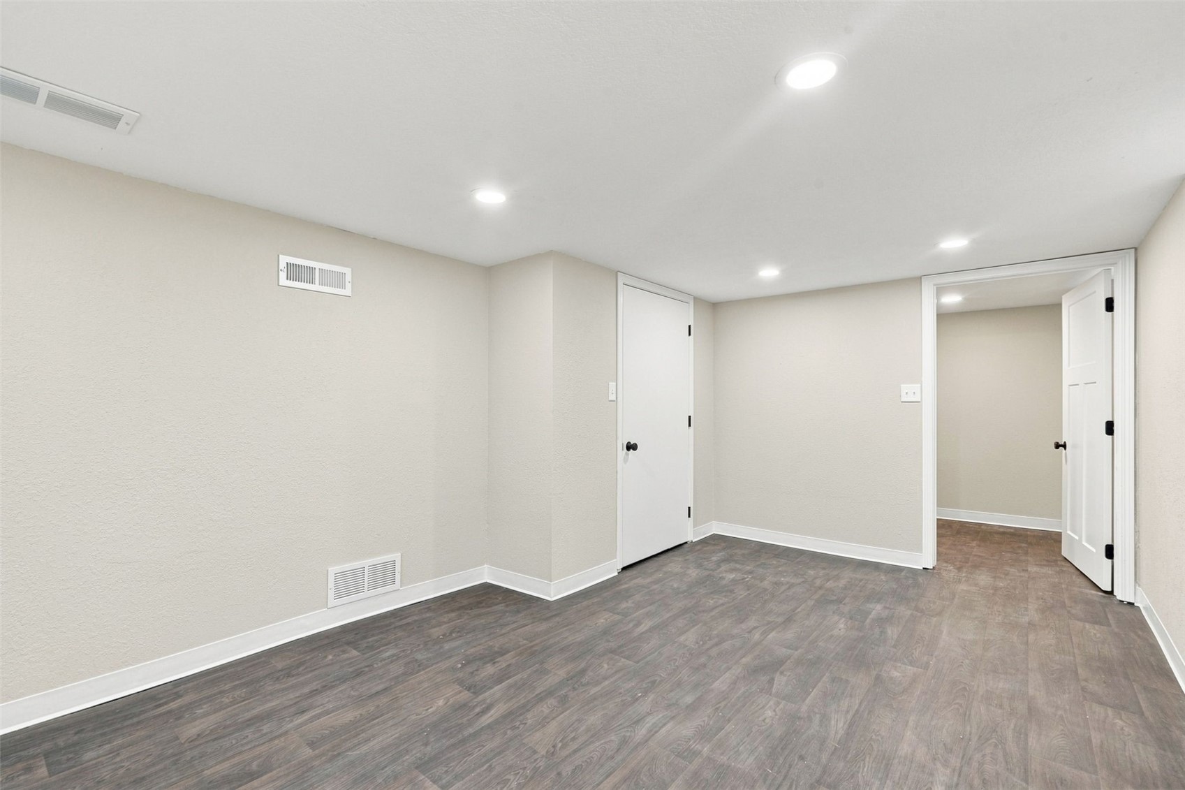 389 16th Avenue SW Cedar Rapids IA 52404
