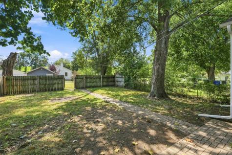 389 16th Avenue SW Cedar Rapids IA 52404