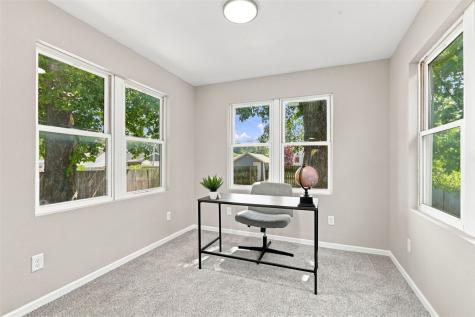 389 16th Avenue SW Cedar Rapids IA 52404