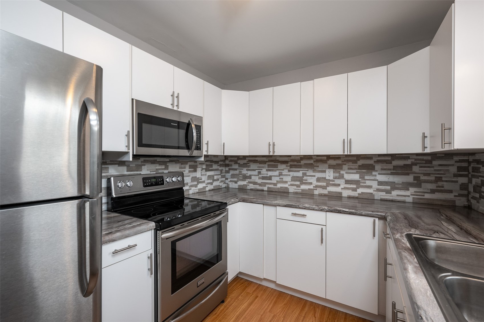 2101 Larry Drive NE Cedar Rapids IA 52402