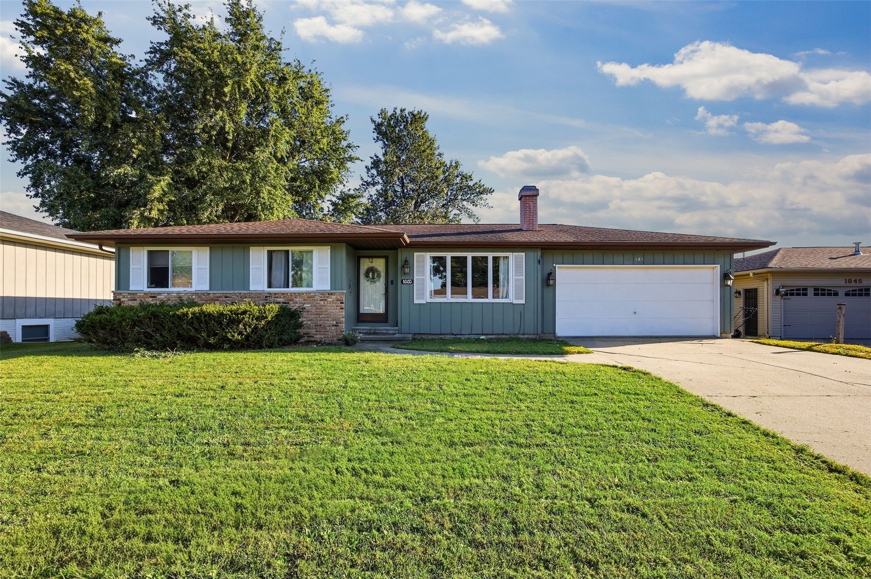 1885 28th Avenue Marion IA 52302