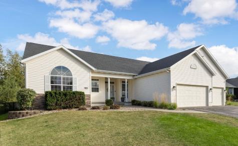 2417 Fox Trail Drive NE Cedar Rapids IA 52402