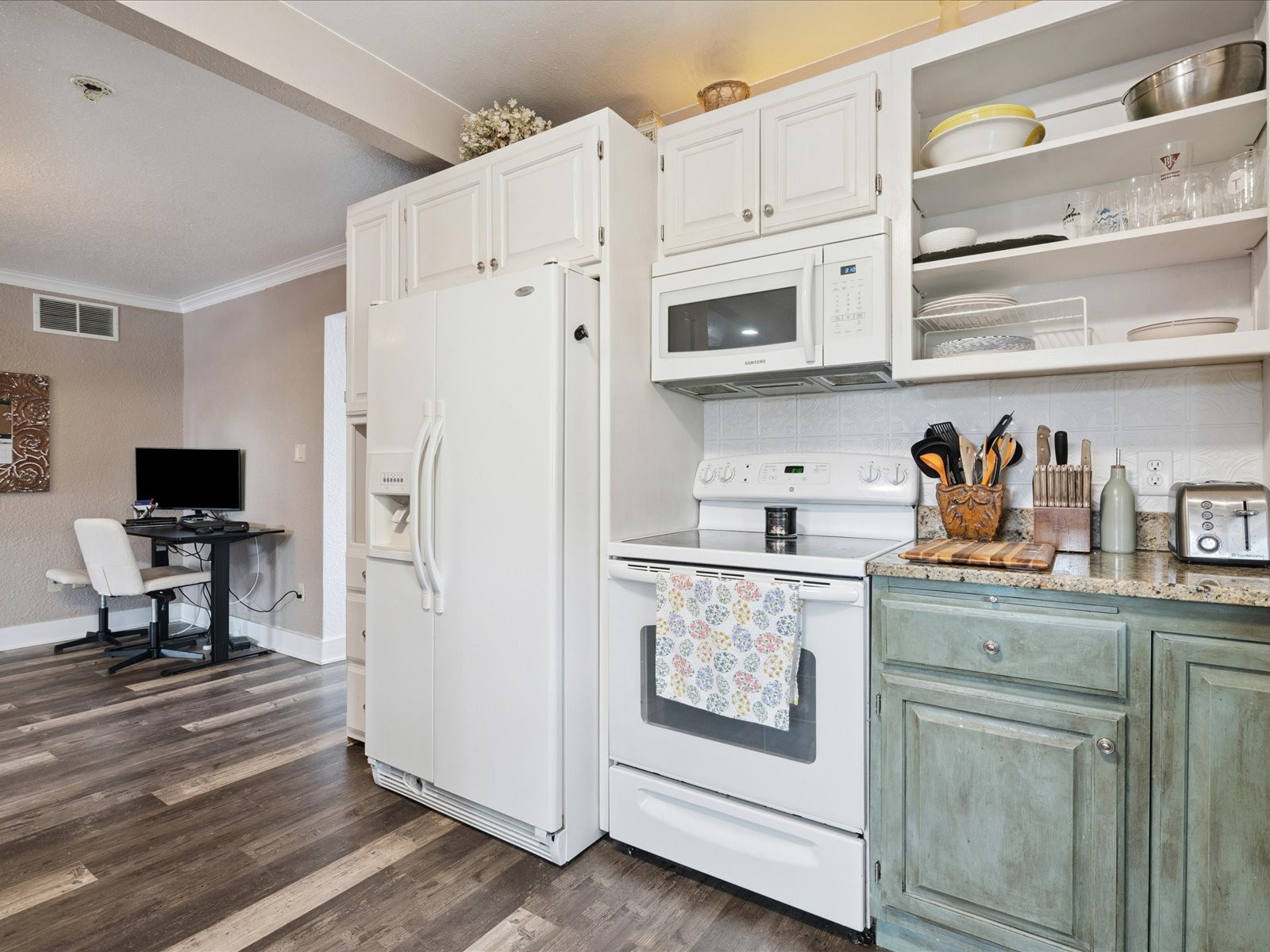 123 2nd Avenue SW Mt Vernon IA 52314