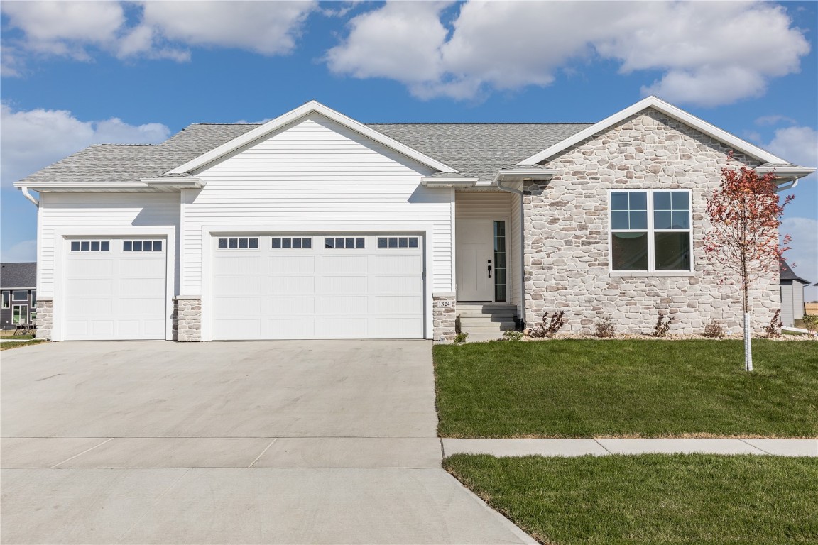 1324 Cedar Springs Drive Marion IA 52302