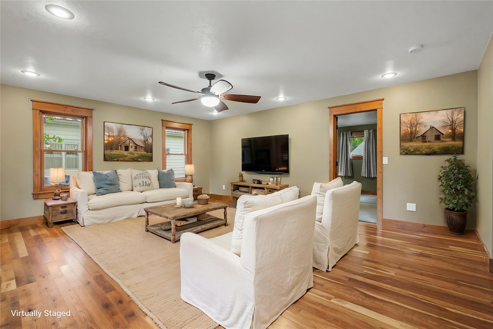 604 SW 8th Independence IA 50644