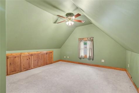 604 SW 8th Independence IA 50644
