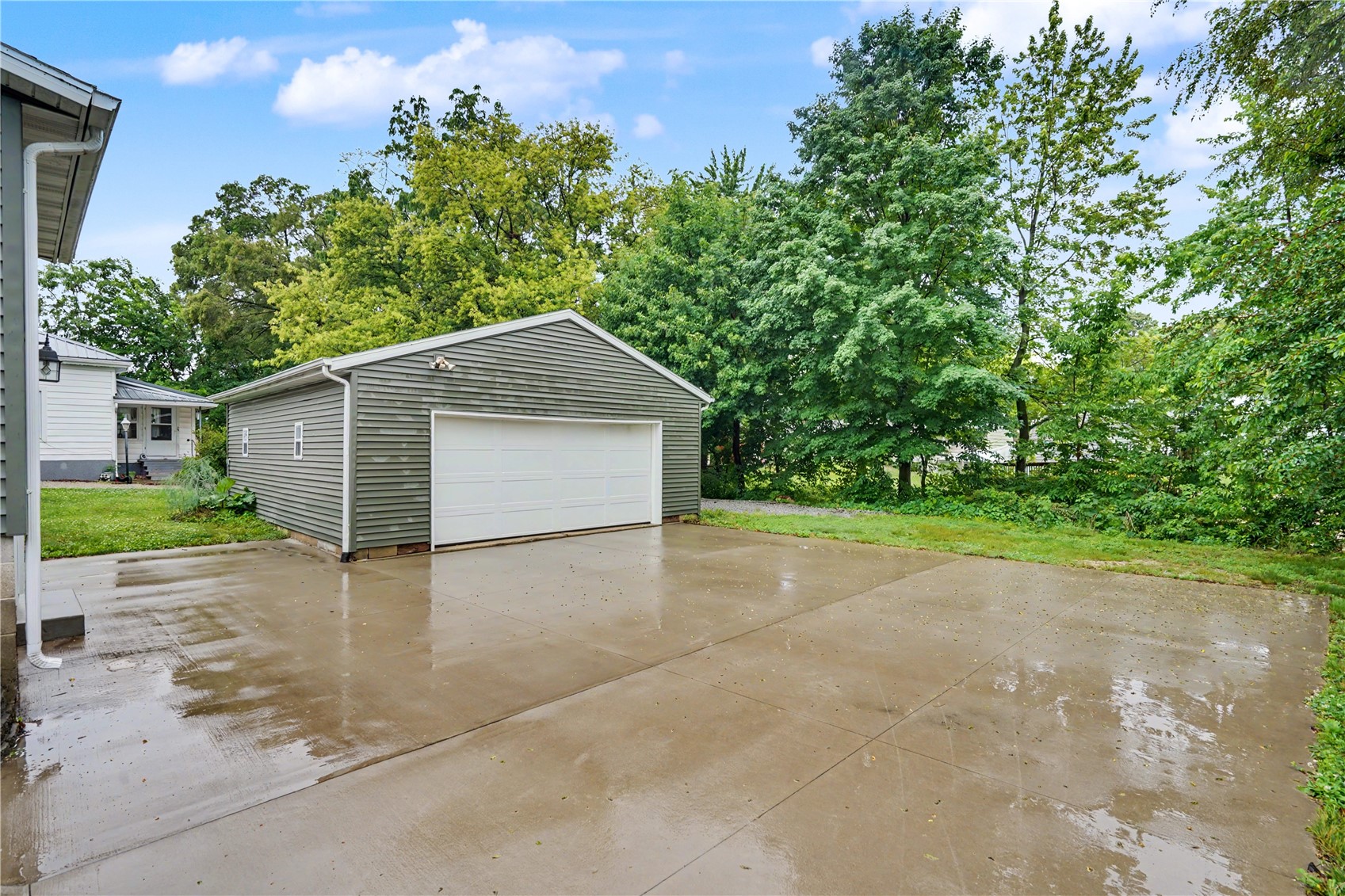 604 SW 8th Independence IA 50644
