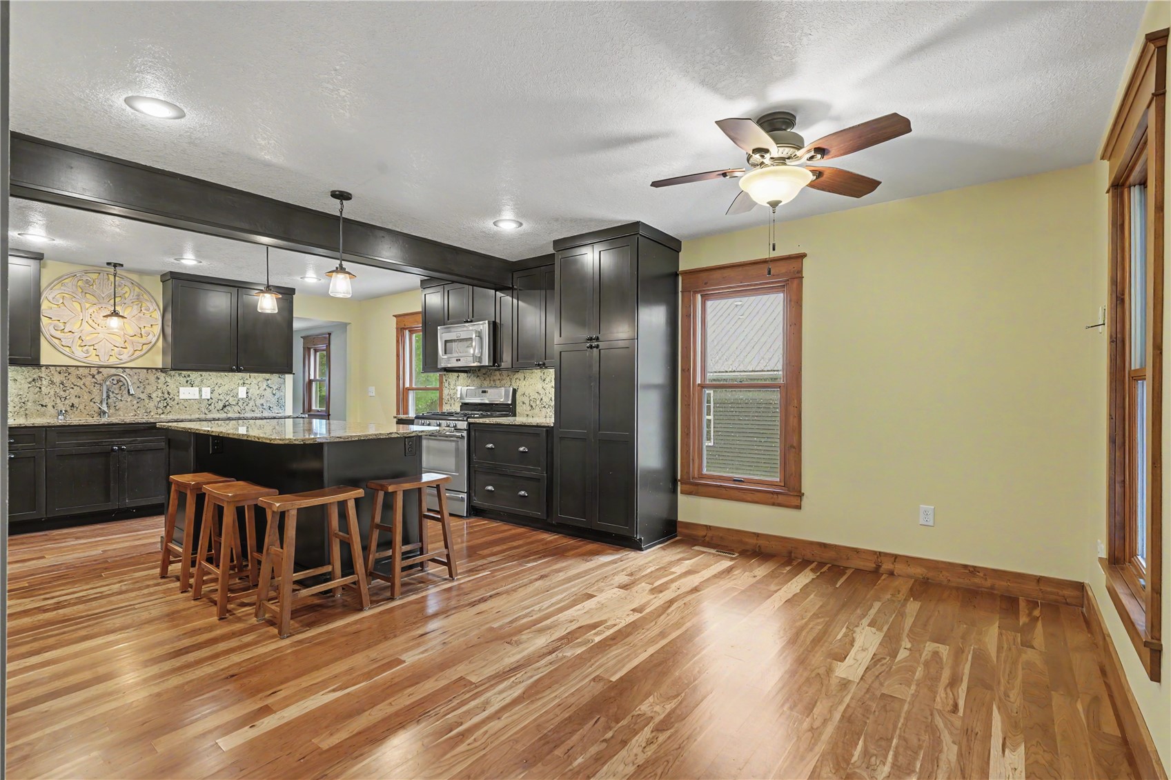 604 SW 8th Independence IA 50644