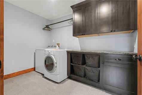 604 SW 8th Independence IA 50644