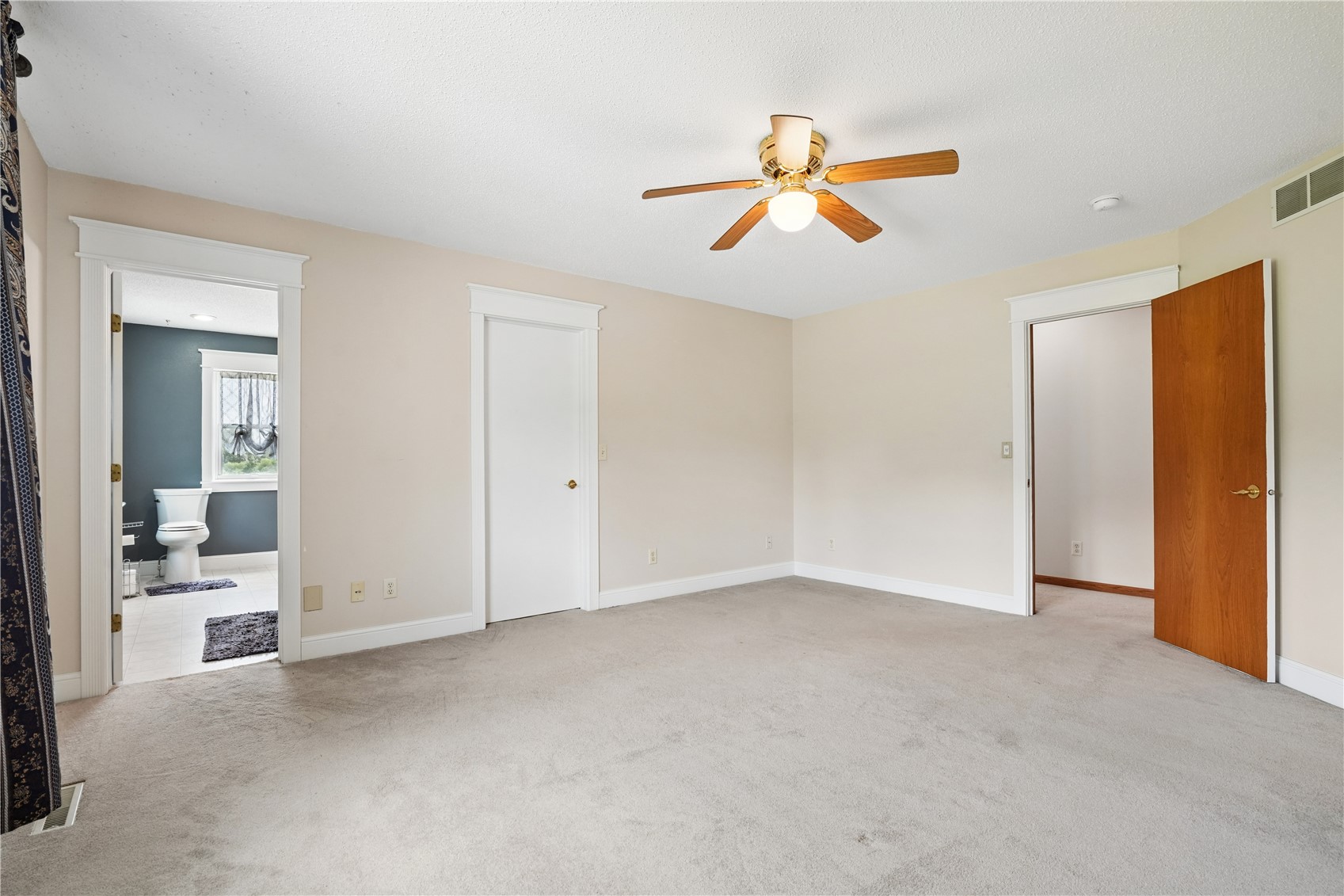 1268 Falcon Avenue NW Swisher IA 52338