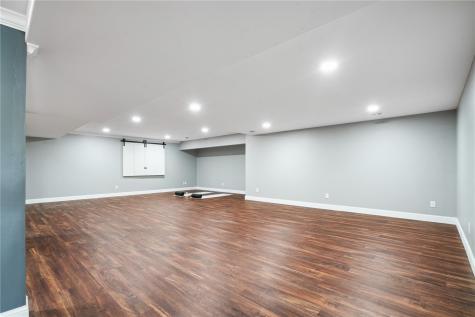 1268 Falcon Avenue NW Swisher IA 52338