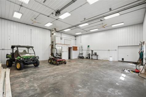 1268 Falcon Avenue NW Swisher IA 52338