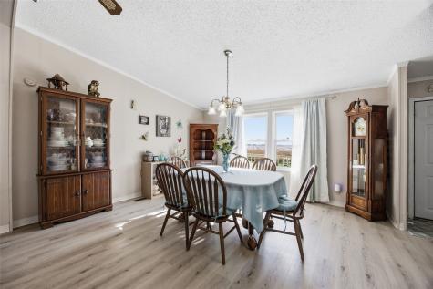 1407 244th Avenue Lisbon IA 52253