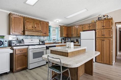 1407 244th Avenue Lisbon IA 52253