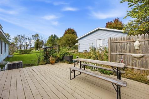 1407 244th Avenue Lisbon IA 52253
