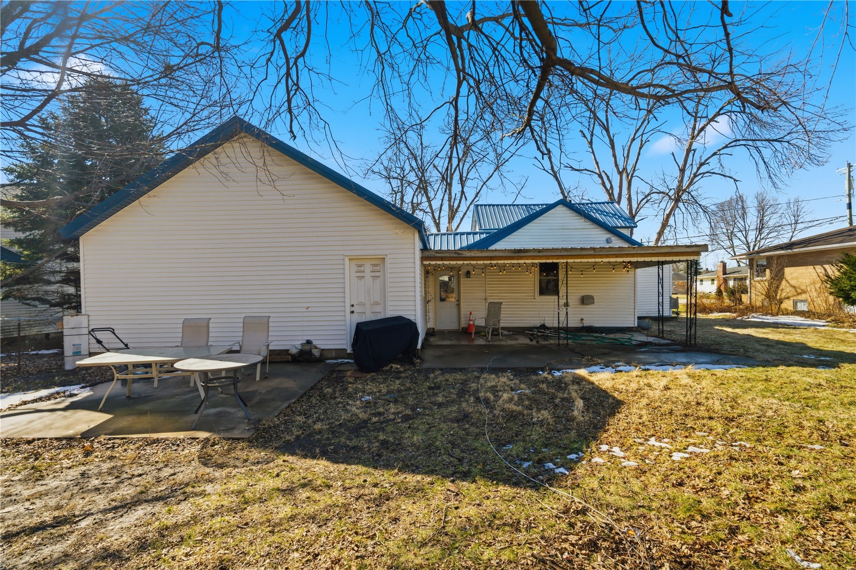 708 3rd Street SE Independence IA 50644