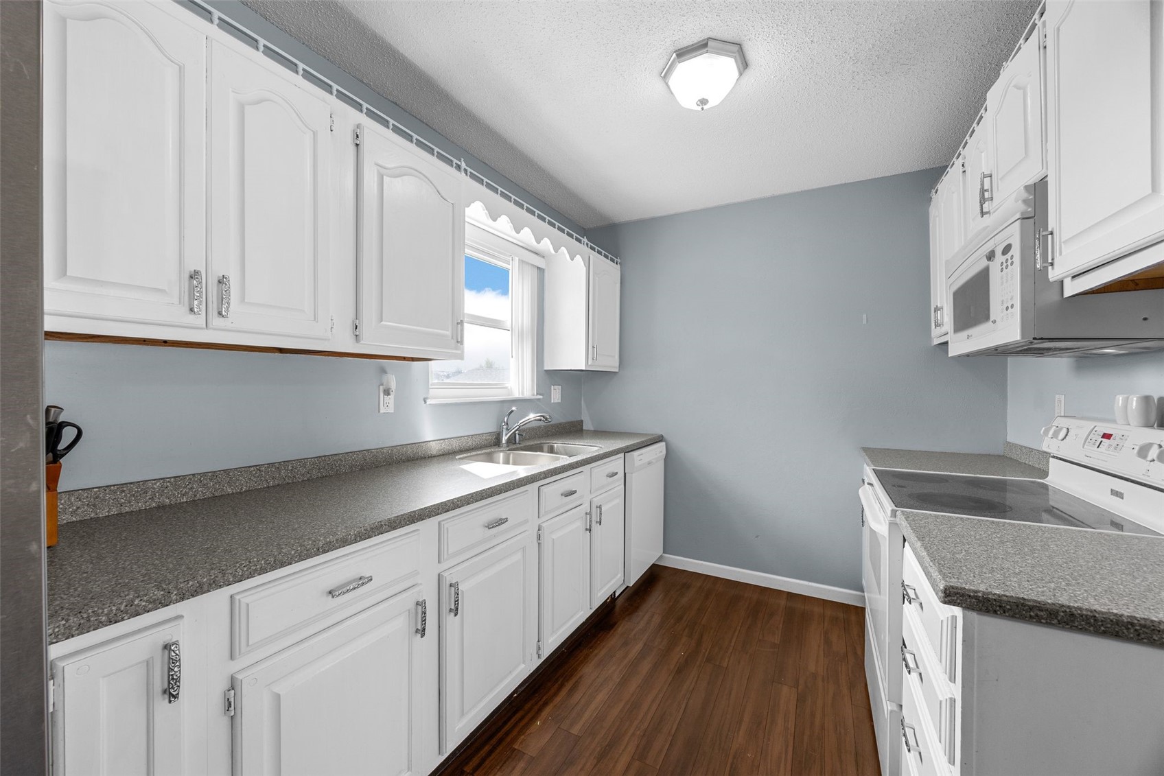 179 Lenora Drive NW Cedar Rapids IA 52405