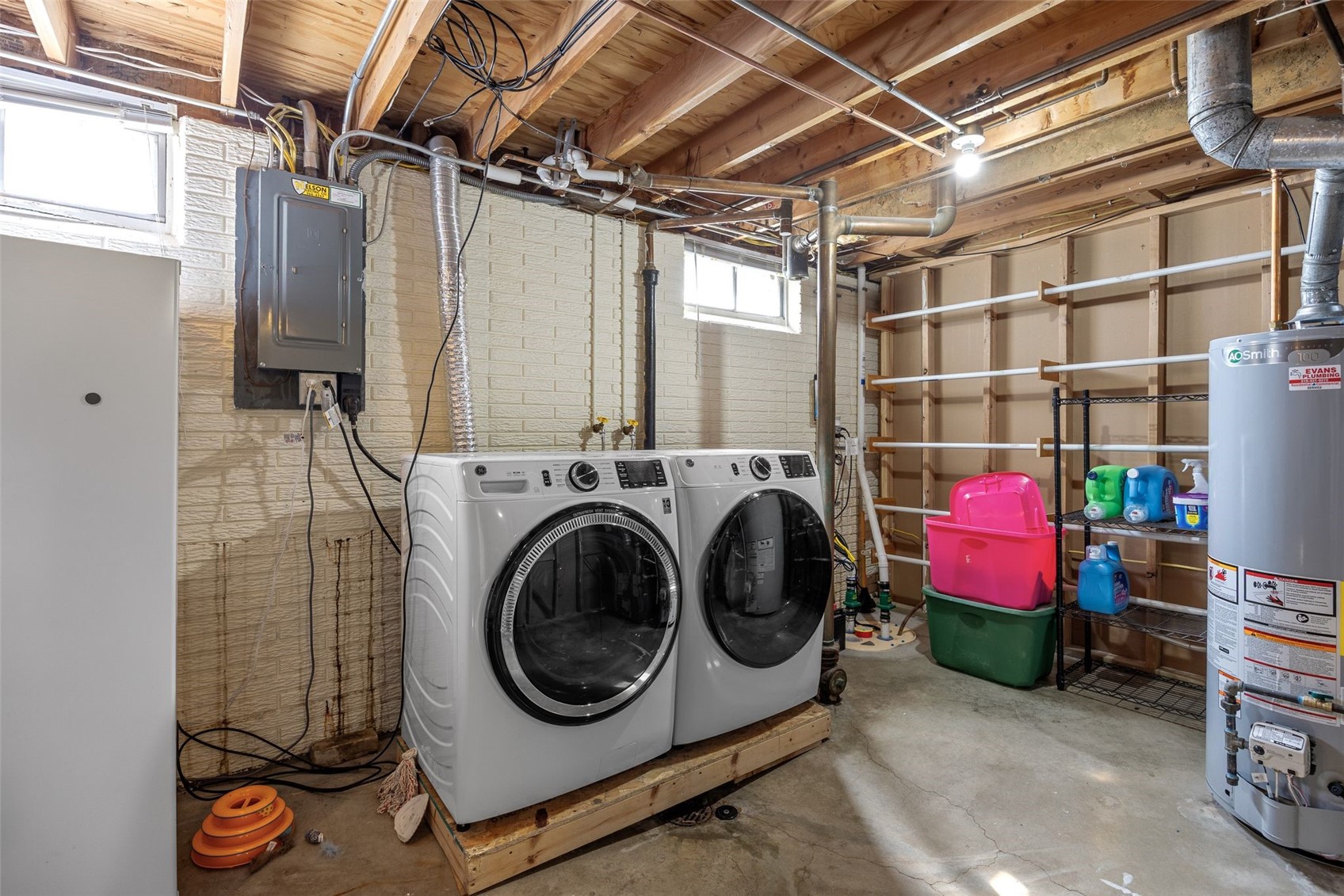 179 Lenora Drive NW Cedar Rapids IA 52405