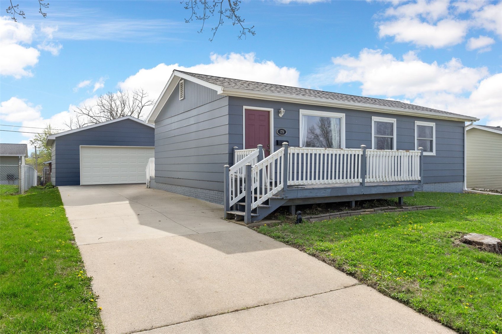 179 Lenora Drive NW Cedar Rapids IA 52405