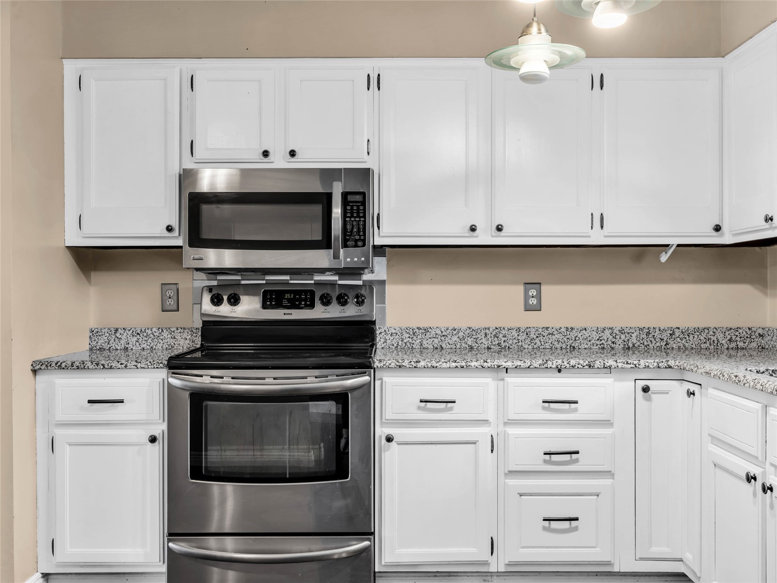 2140 Hillview Drive Marion IA 52302