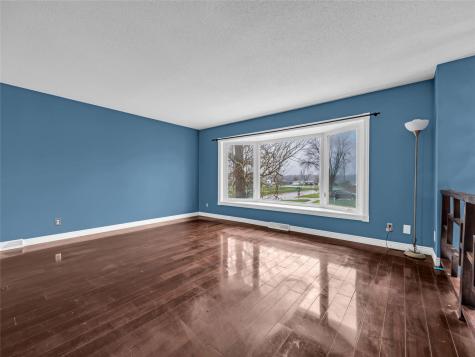 2140 Hillview Drive Marion IA 52302