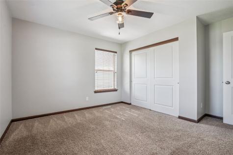 2121 Rosewood Drive NW Cedar Rapids IA 52405
