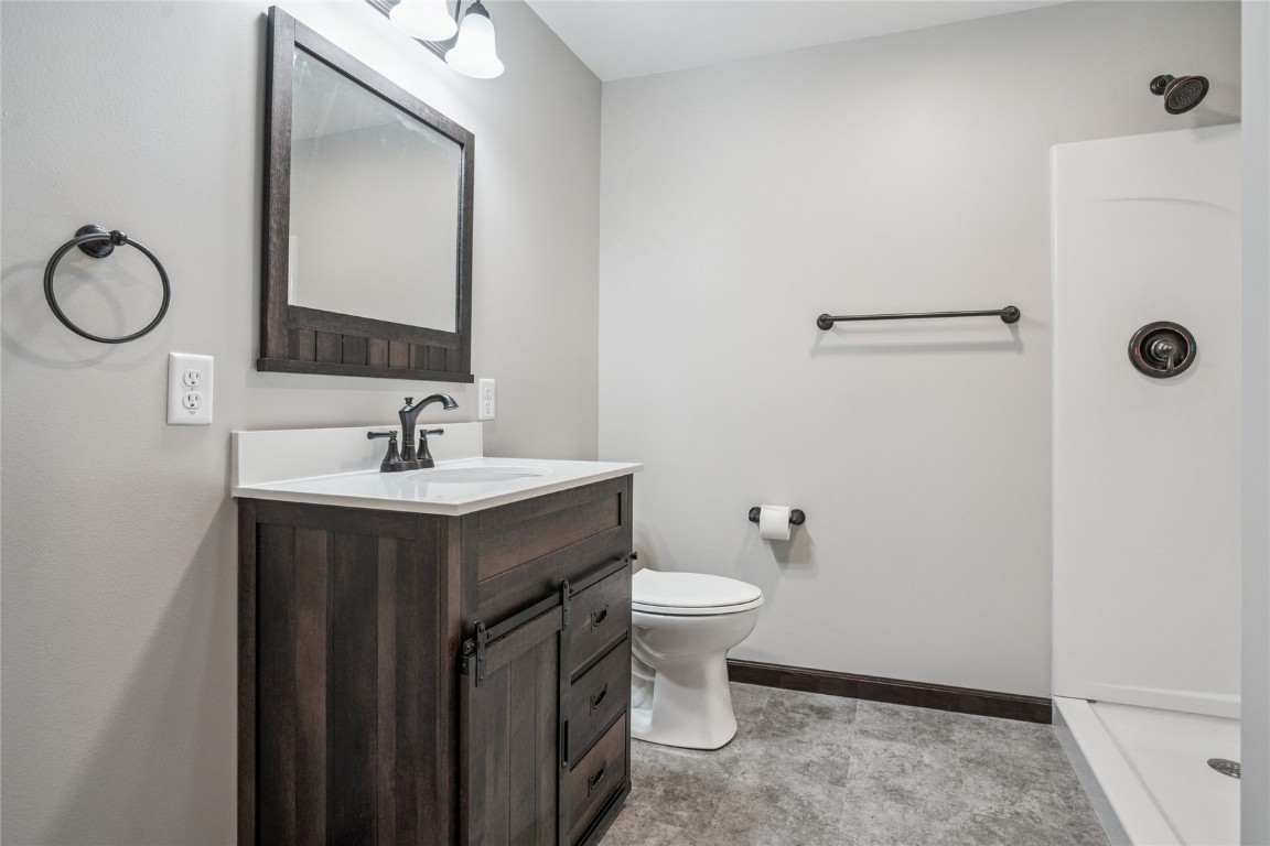 2121 Rosewood Drive NW Cedar Rapids IA 52405