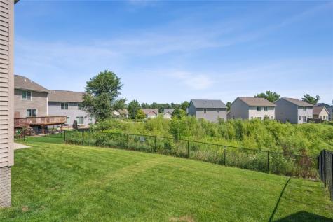 2121 Rosewood Drive NW Cedar Rapids IA 52405