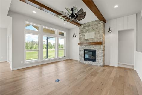 8818 Zeppelin Avenue Cedar Rapids IA 52402