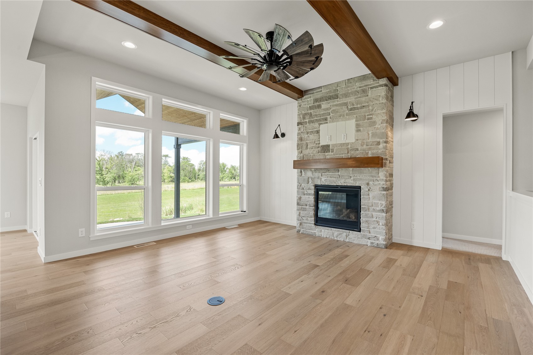 8818 Zeppelin Avenue Cedar Rapids IA 52402