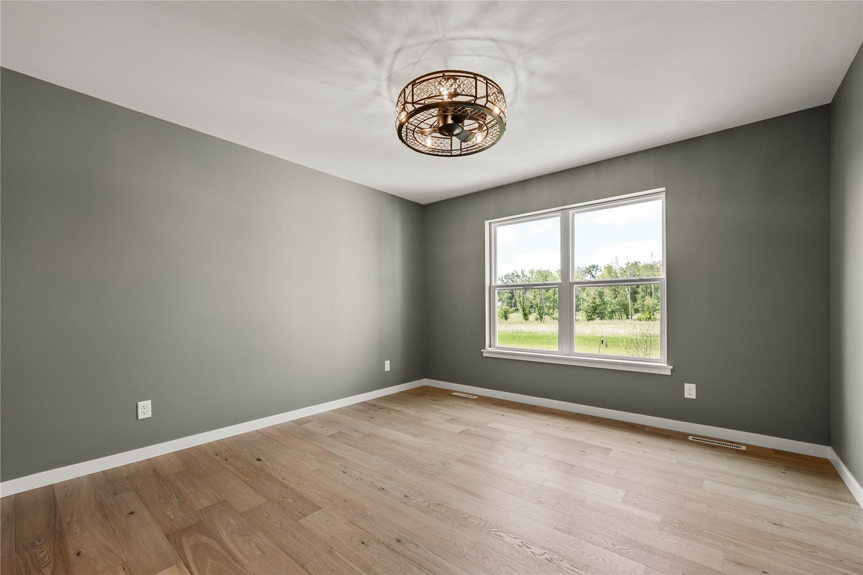 8818 Zeppelin Avenue Cedar Rapids IA 52402