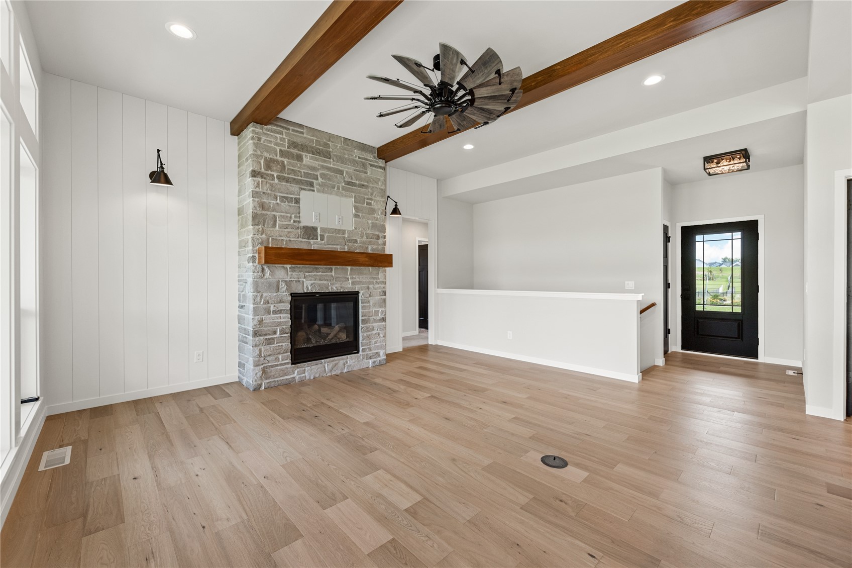 8818 Zeppelin Avenue Cedar Rapids IA 52402