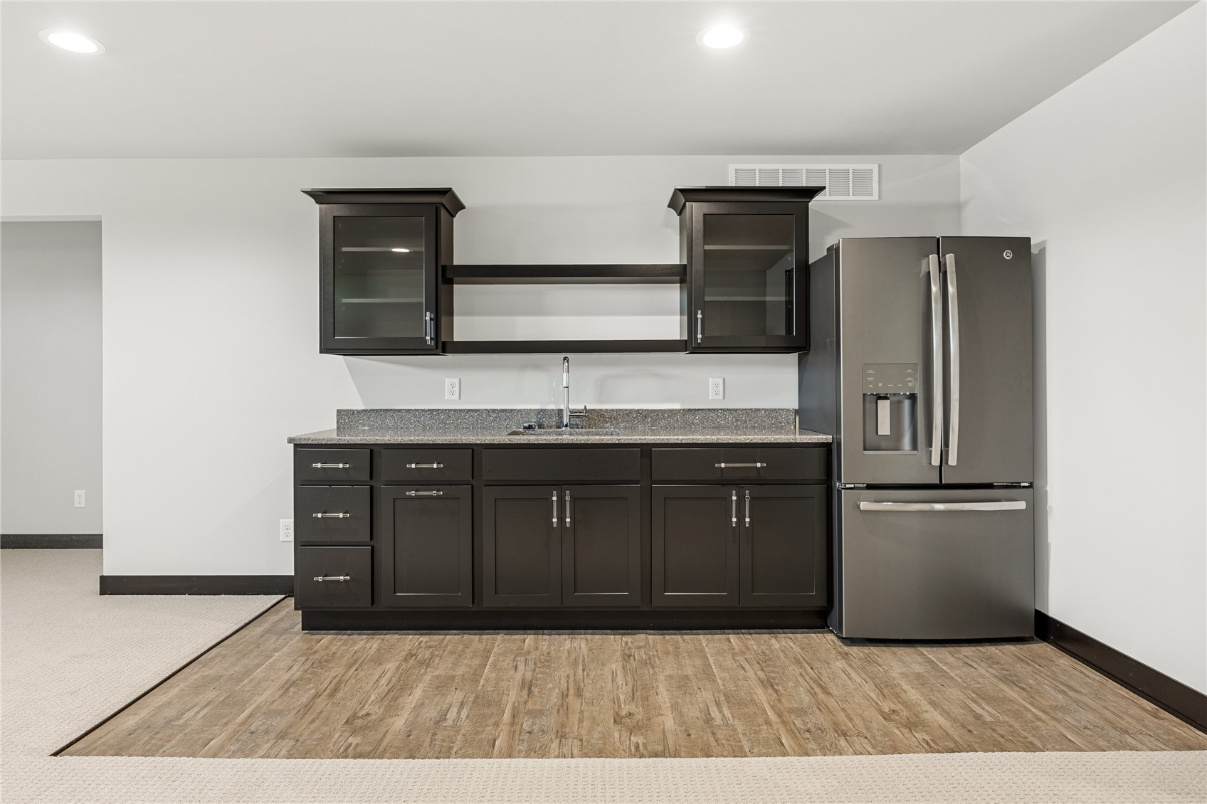 8818 Zeppelin Avenue Cedar Rapids IA 52402
