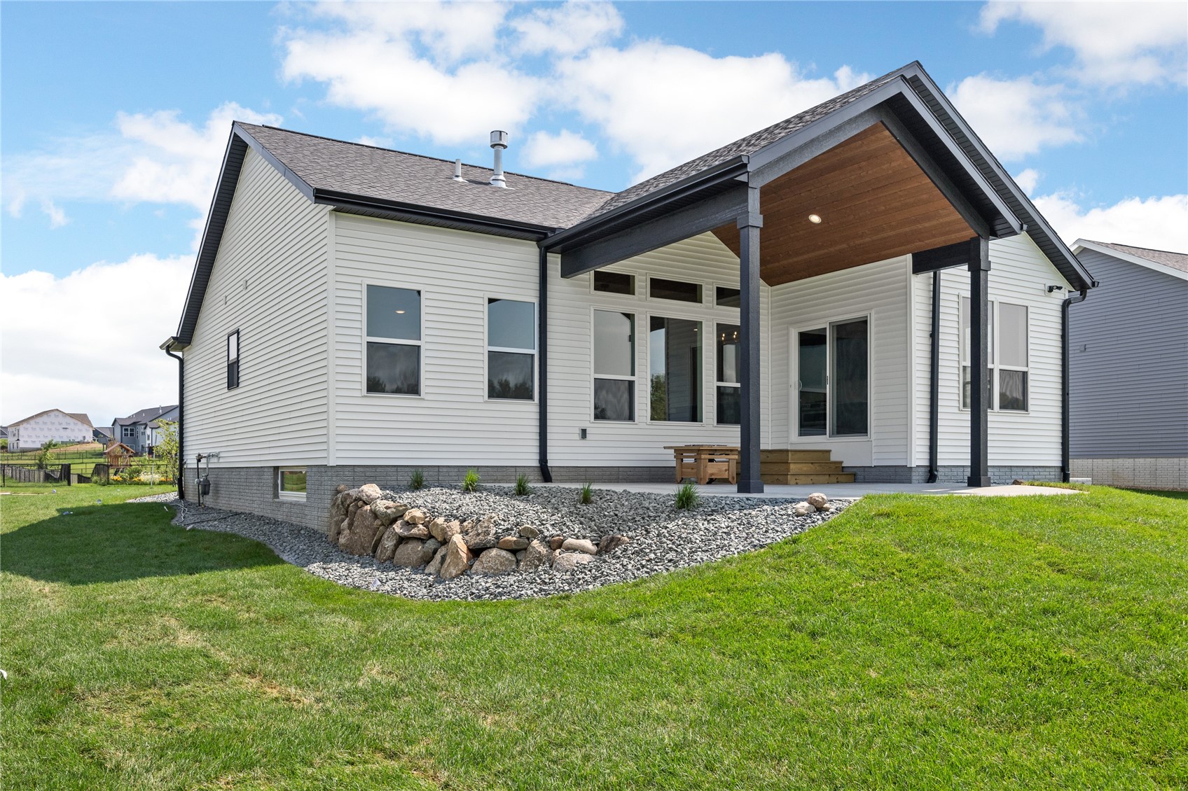 8818 Zeppelin Avenue Cedar Rapids IA 52402