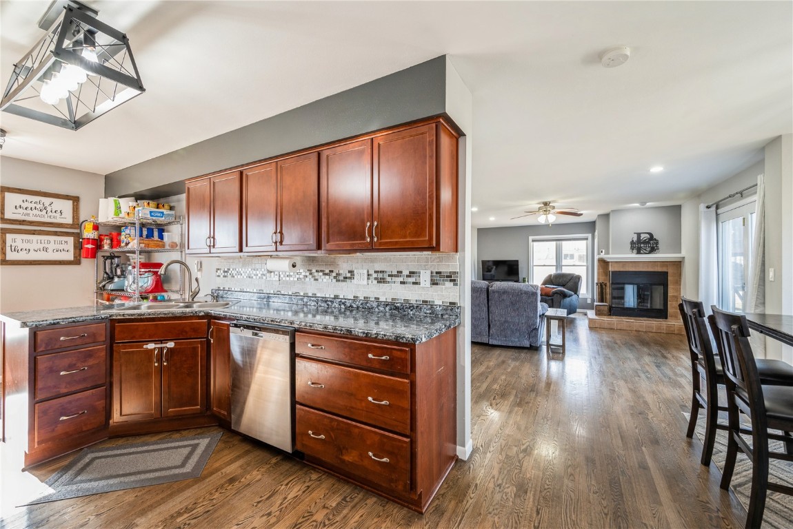 1612 Hidden Hollow Lane NW Cedar Rapids IA 52405