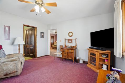 1633 150th Street Mt Pleasant IA 52641
