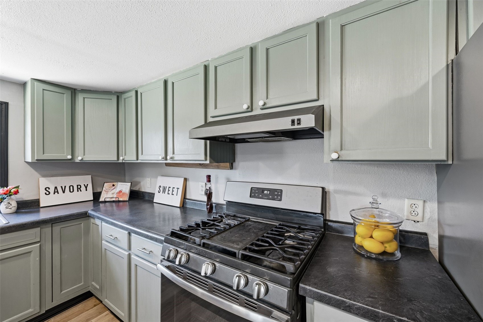 1003 Franklin Street Center Point IA 52213