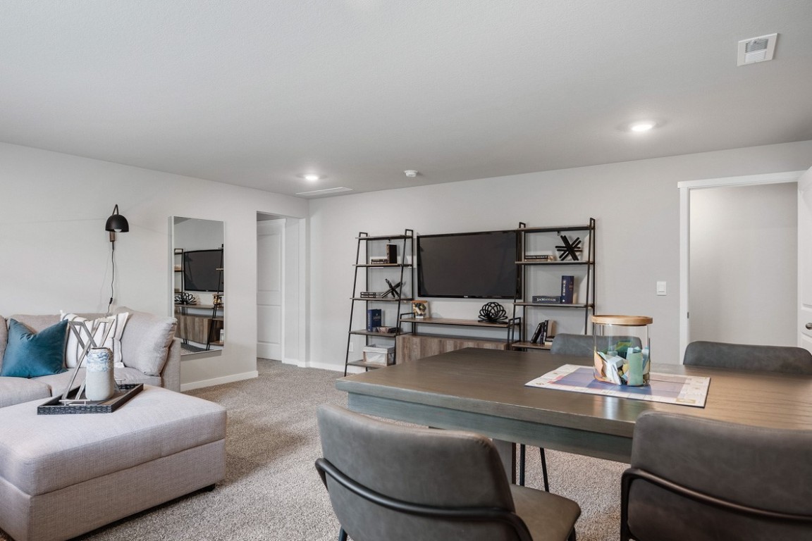 636 Ella Avenue Tiffin IA 52340