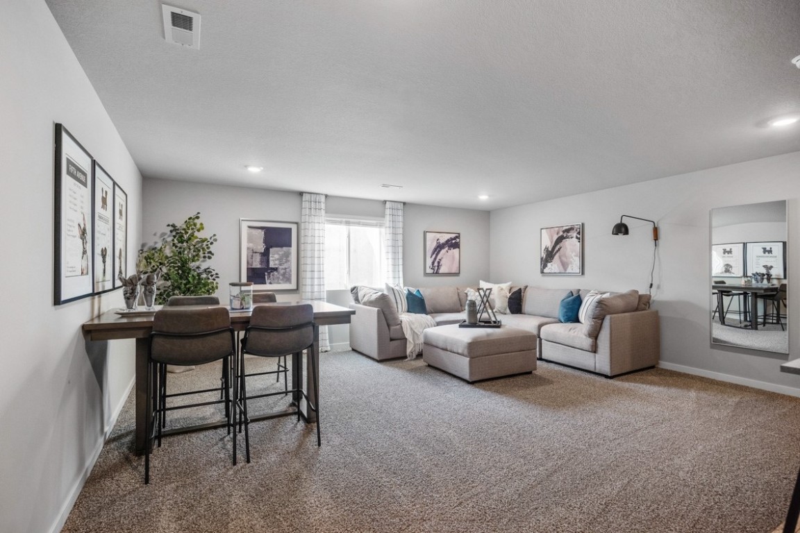 636 Ella Avenue Tiffin IA 52340