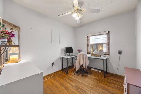 5434 Gordon Avenue NW Cedar Rapids IA 52405