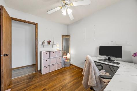 5434 Gordon Avenue NW Cedar Rapids IA 52405
