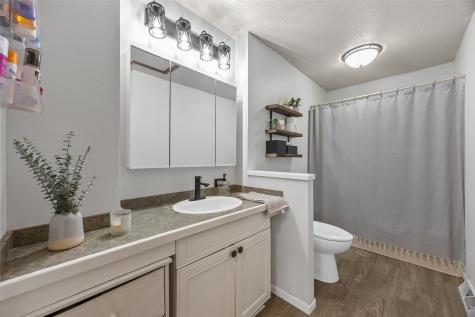 5434 Gordon Avenue NW Cedar Rapids IA 52405